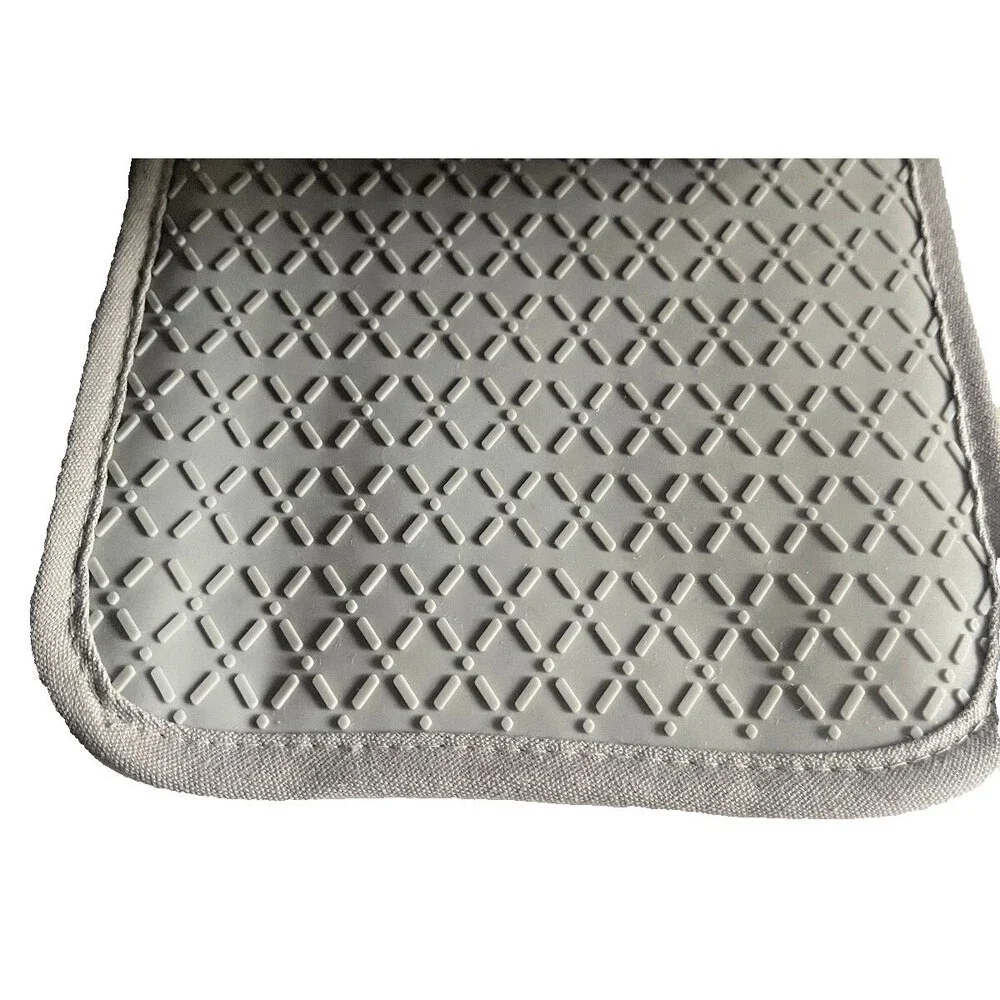 Wolfgang Puck Kitchen Oven Mitt Pot Holder Silicone Grips Embroidered Light Gray